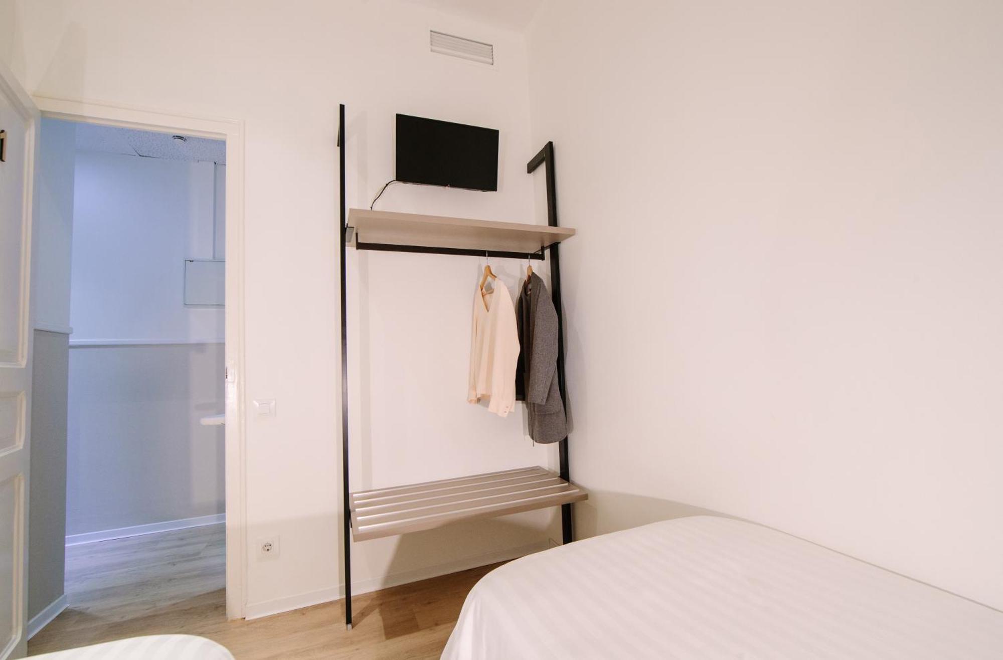 Twin Room,1535646910:JPEG